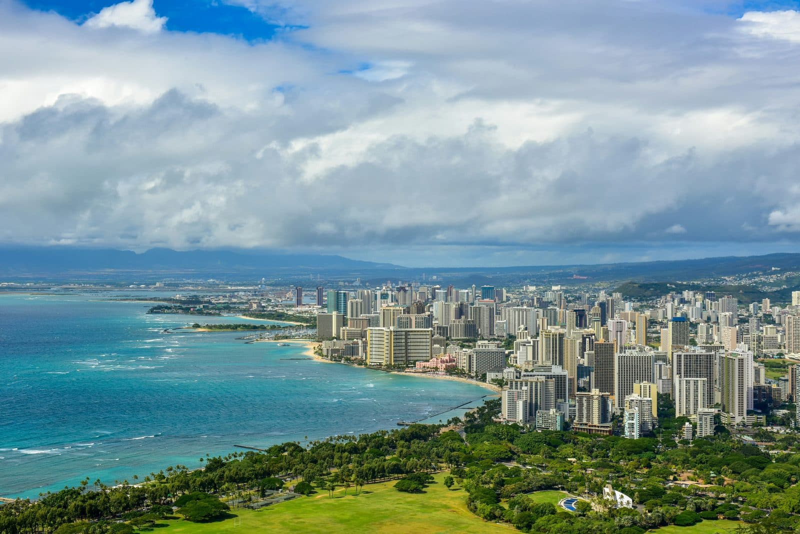 Waikīkī and Honolulu seen from Diamond Head